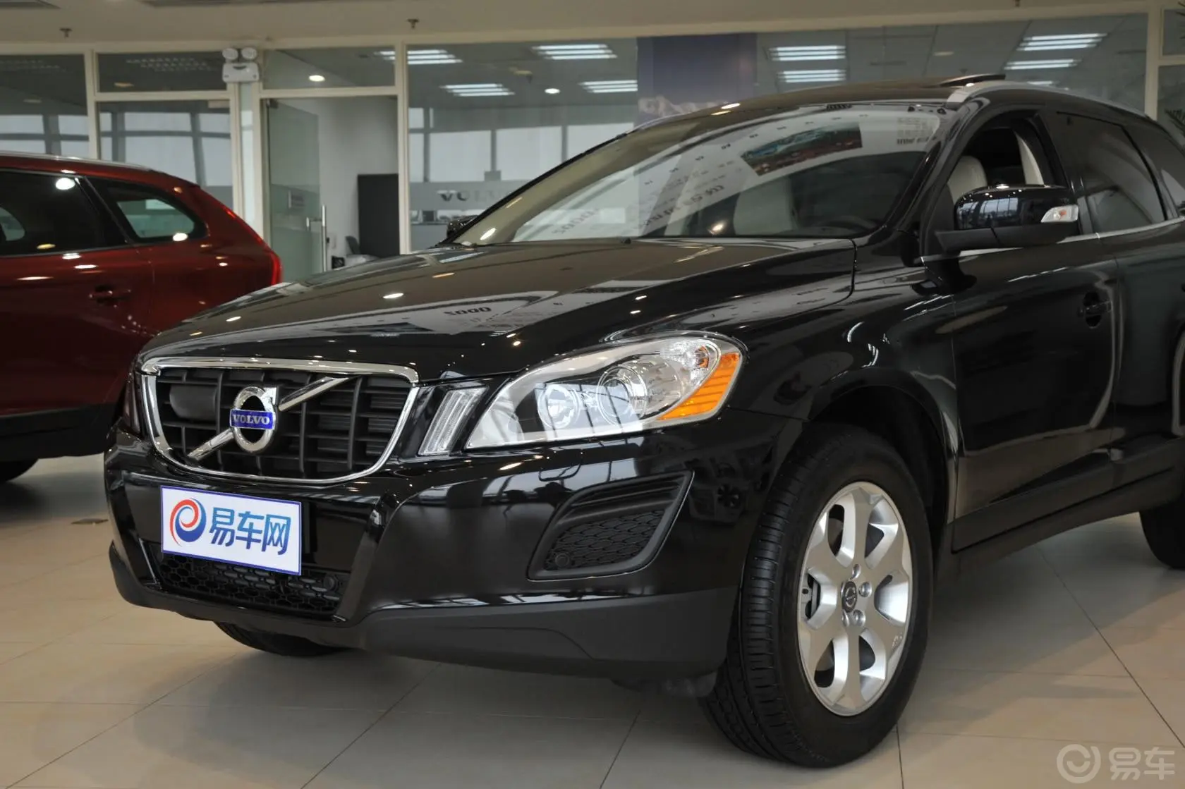 沃尔沃XC60(进口)2.0T T5 舒适版车头局部