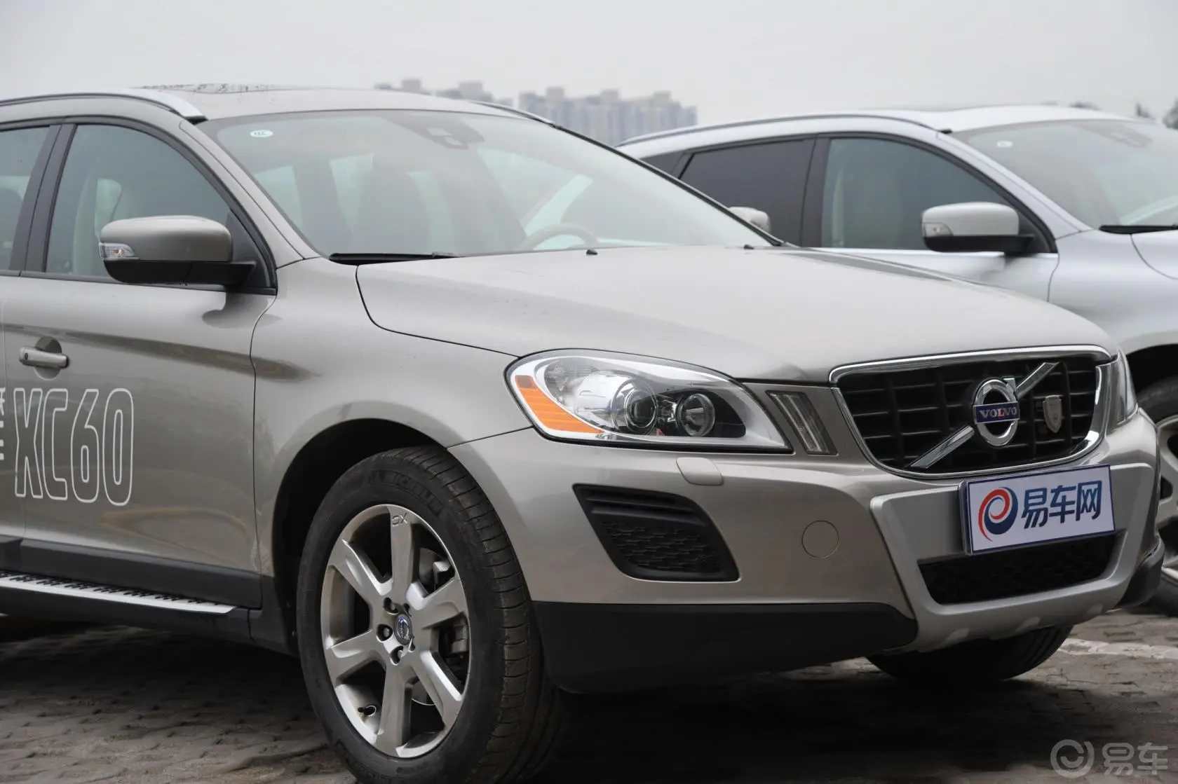 沃尔沃XC60(进口)2.0T T5 智尚版车头局部