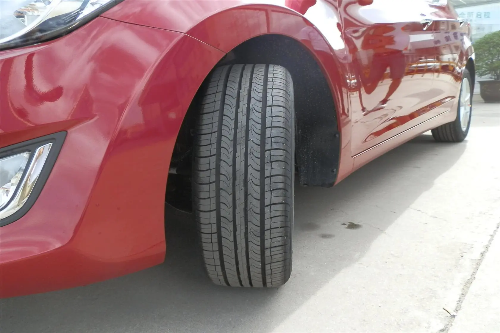朗动1.6L 自动 领先型轮胎花纹