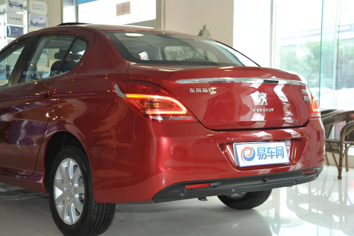 标致3081.6L 自动 风尚型 音乐导航版外观