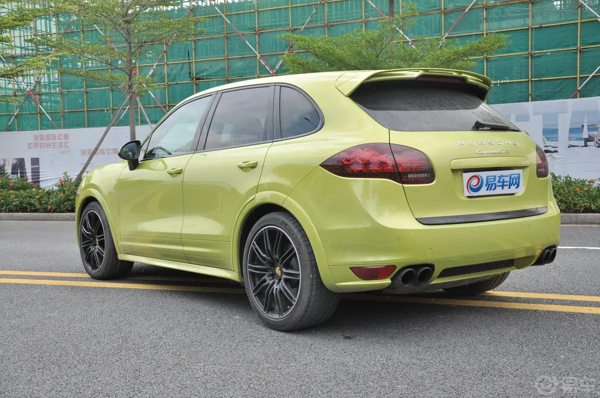 CayenneCayenne GTS 4.8L侧后45度车头向左水平