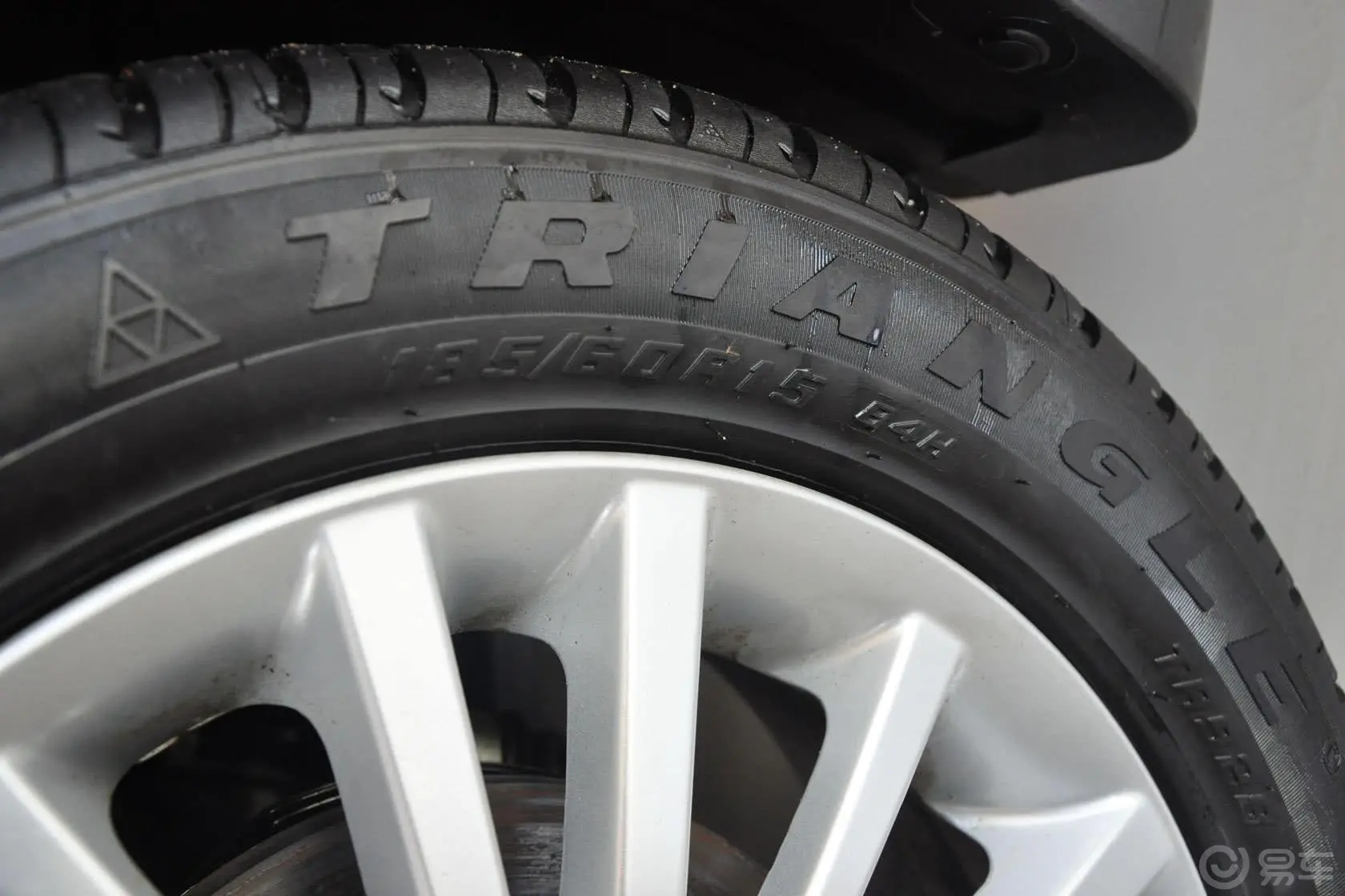 雨燕1.5L 自动 运动版轮胎规格