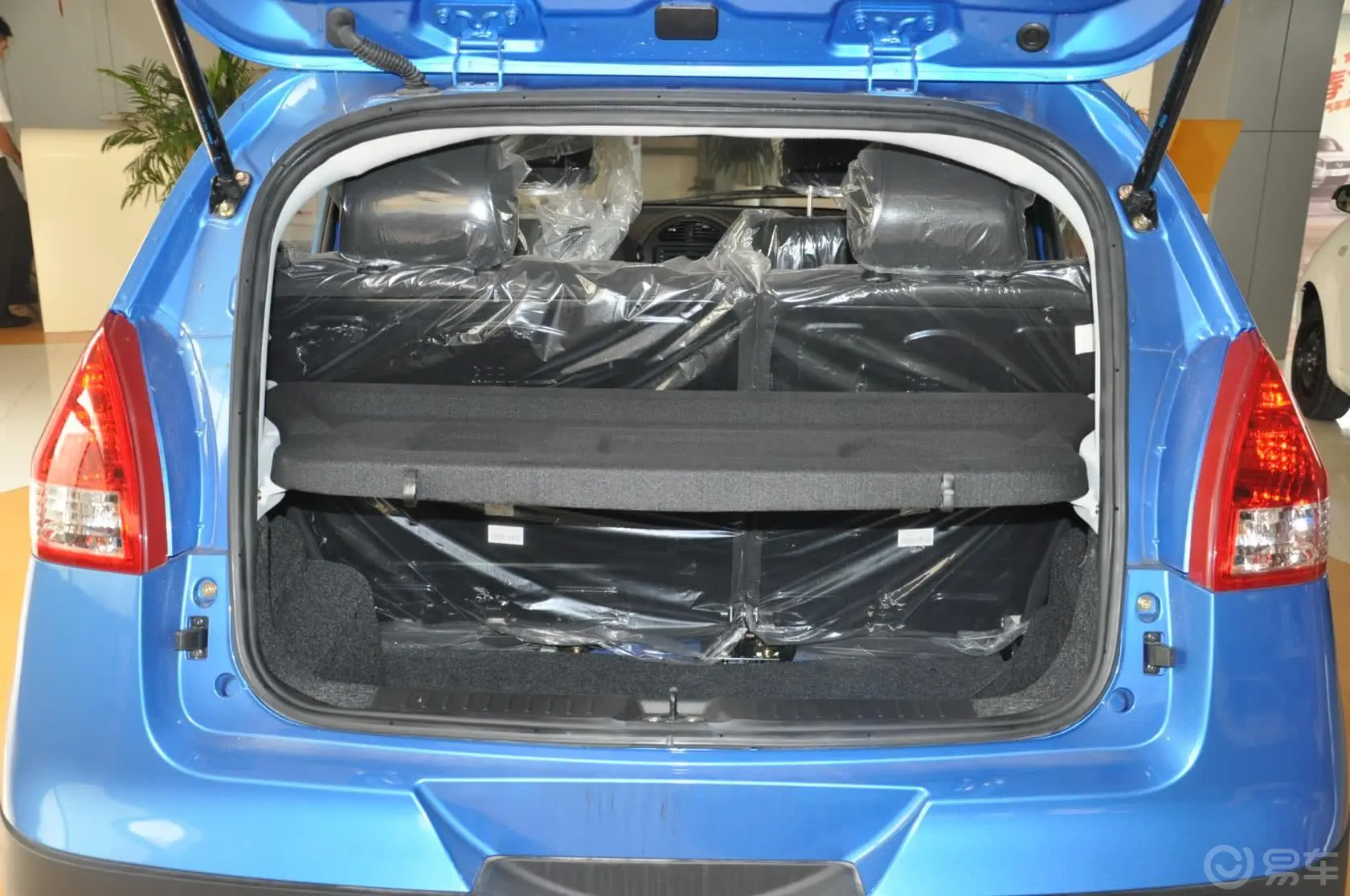 吉利GX21.3L 手动 舒适型行李箱空间