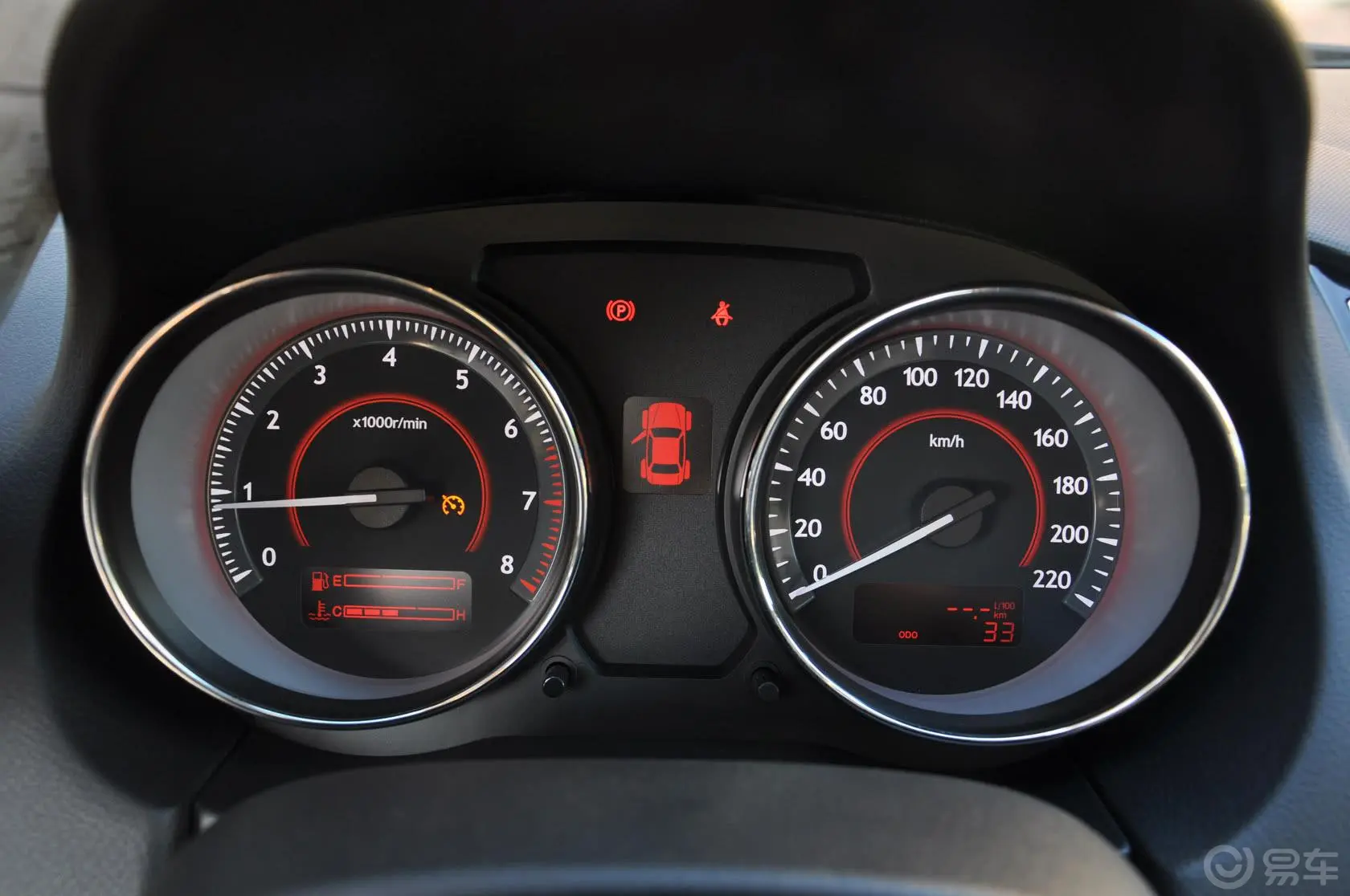 奔腾B501.6L 手动 豪华型仪表盘