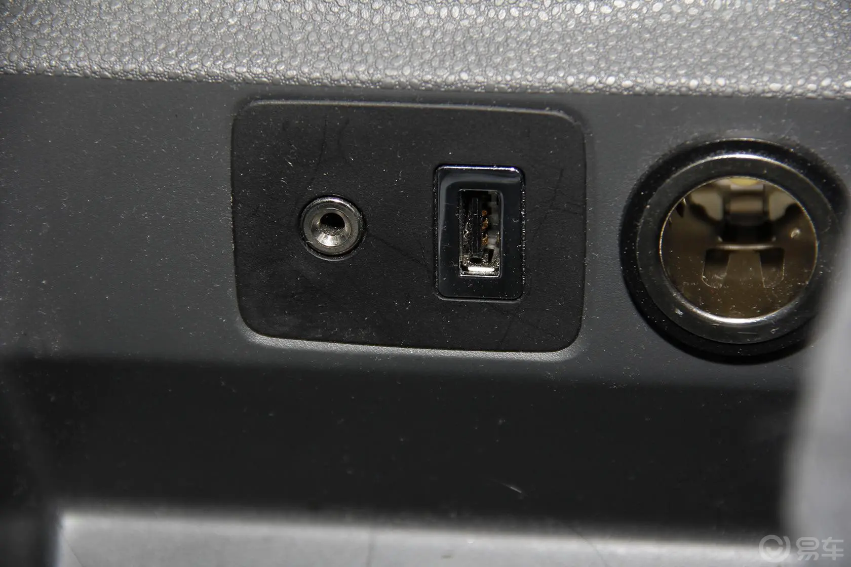 翼搏1.0L GTDi 手动 尊贵型USB接口