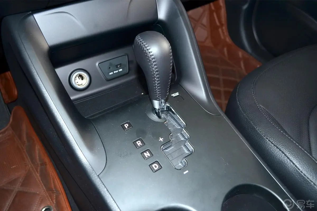 现代ix352.0L GLS 自动 两驱 智能版 国IV换挡装置