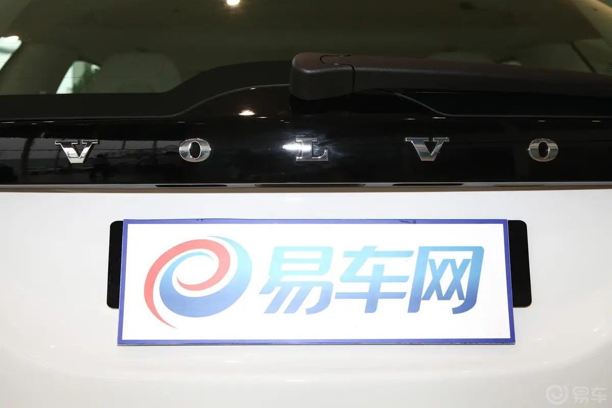 沃尔沃S60(进口)2.0T 手自一体 T5 智逸版外观