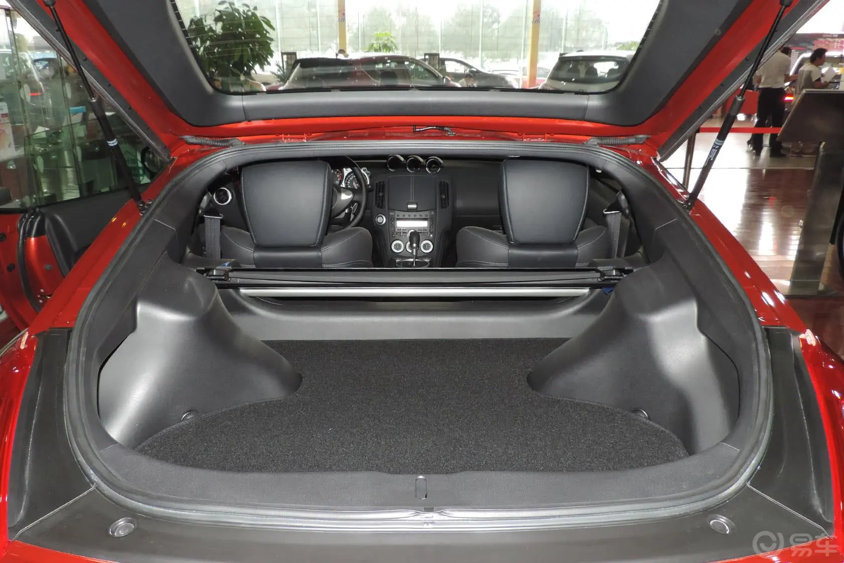 日产370Z370Z  Coupe行李箱空间