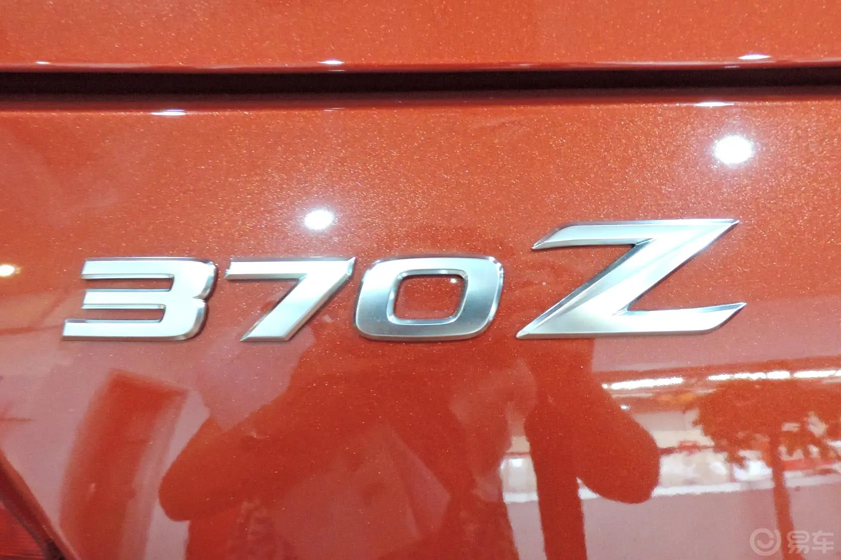 日产370Z370Z  Coupe尾标