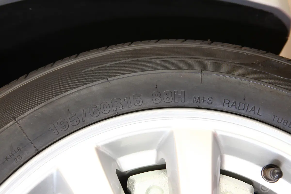 赛拉图1.6L 手动 GL轮胎规格