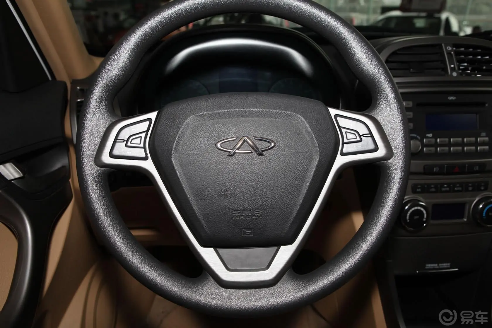 瑞虎精英版 1.6S 手动 豪华型方向盘