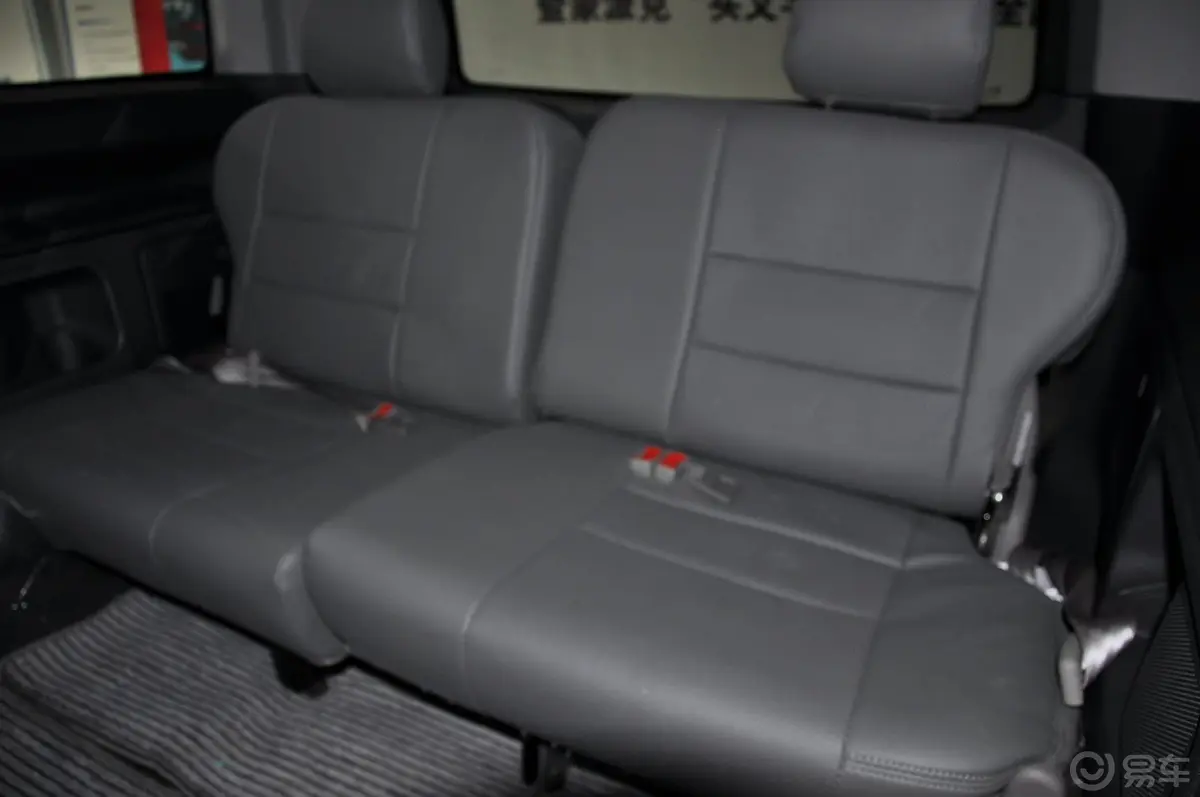 风景G5财富快车 2.0L 手动 舒适版 汽油 短轴后排座椅