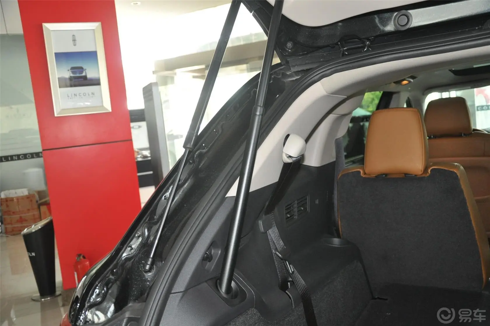 林肯MKT3.5T Ecoboost行李厢支撑杆