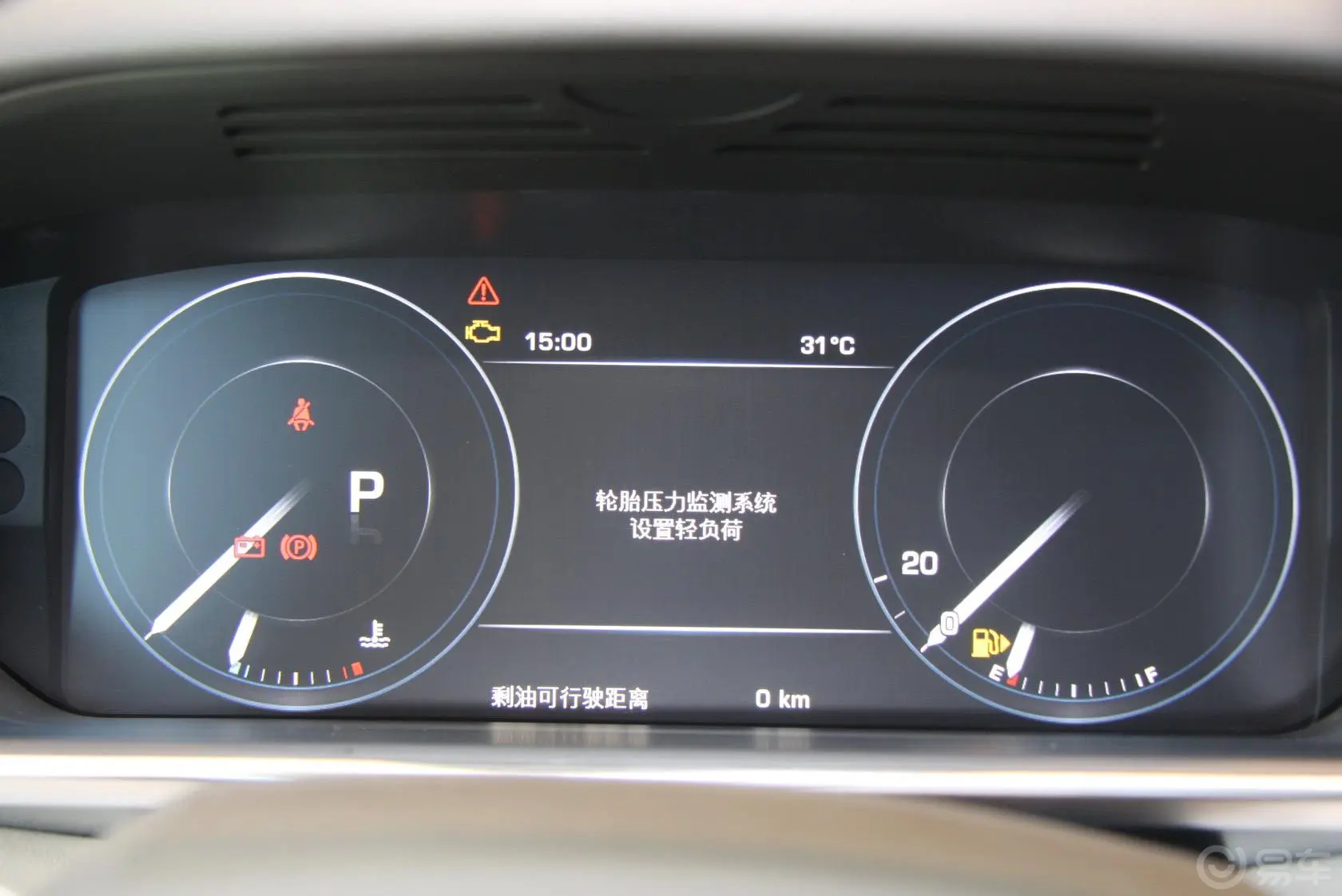 揽胜运动版3.0 V6 SC 汽油版 智利红限量版仪表盘