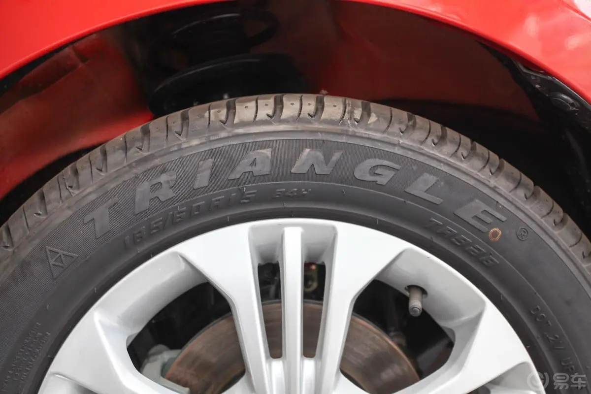 雨燕1.5L 手动 标准型轮胎规格