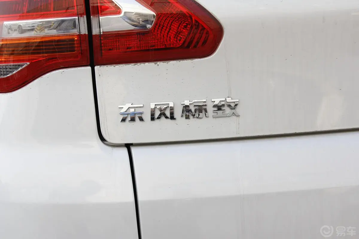 标致30082.0L 自动 经典版尾标