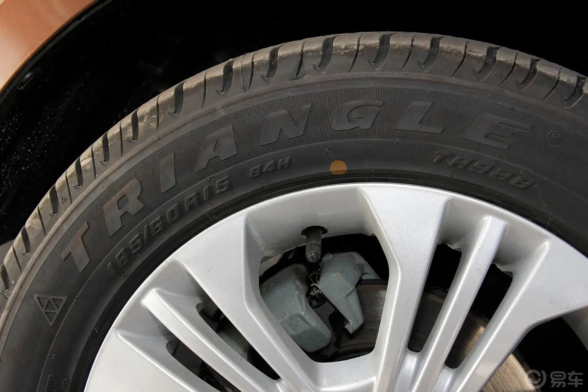 雨燕1.5L 手动 标准型轮胎规格