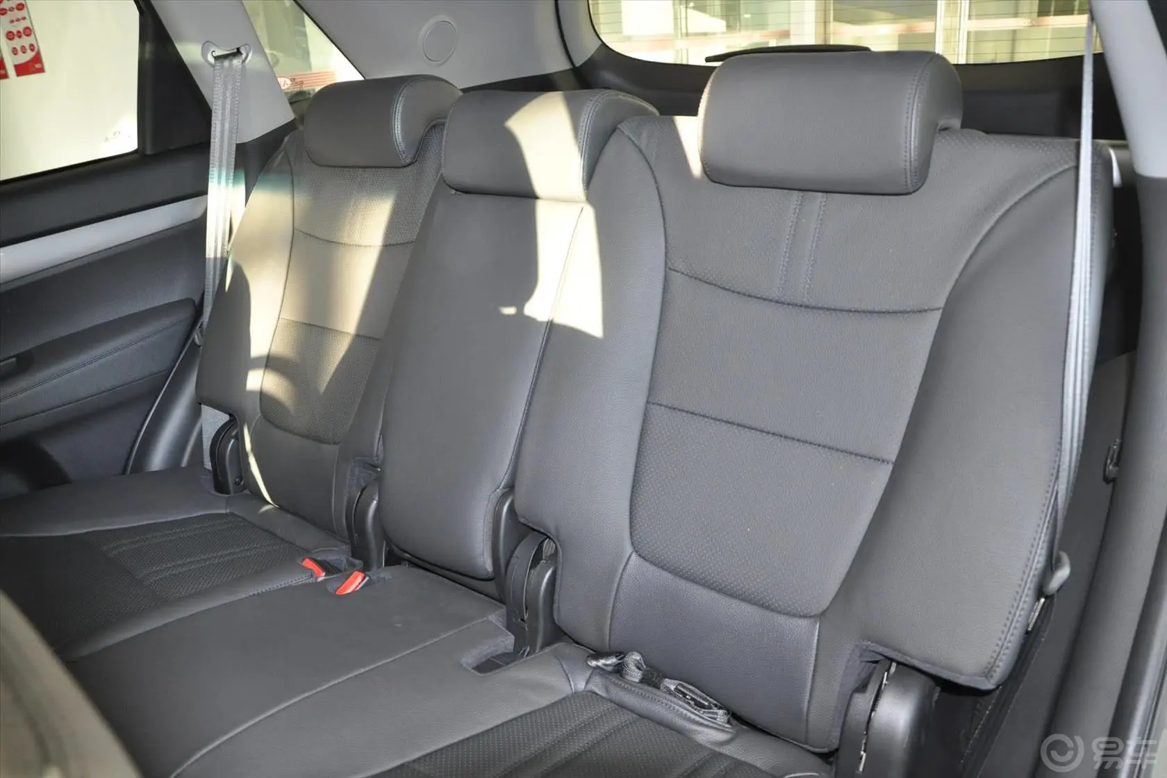 索兰托2.4L 汽油 豪华版 五座(GDI) 国五后排座椅