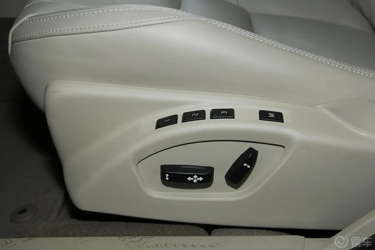 沃尔沃S60(进口)2.0T 手自一体 T5 智逸版座椅调节键