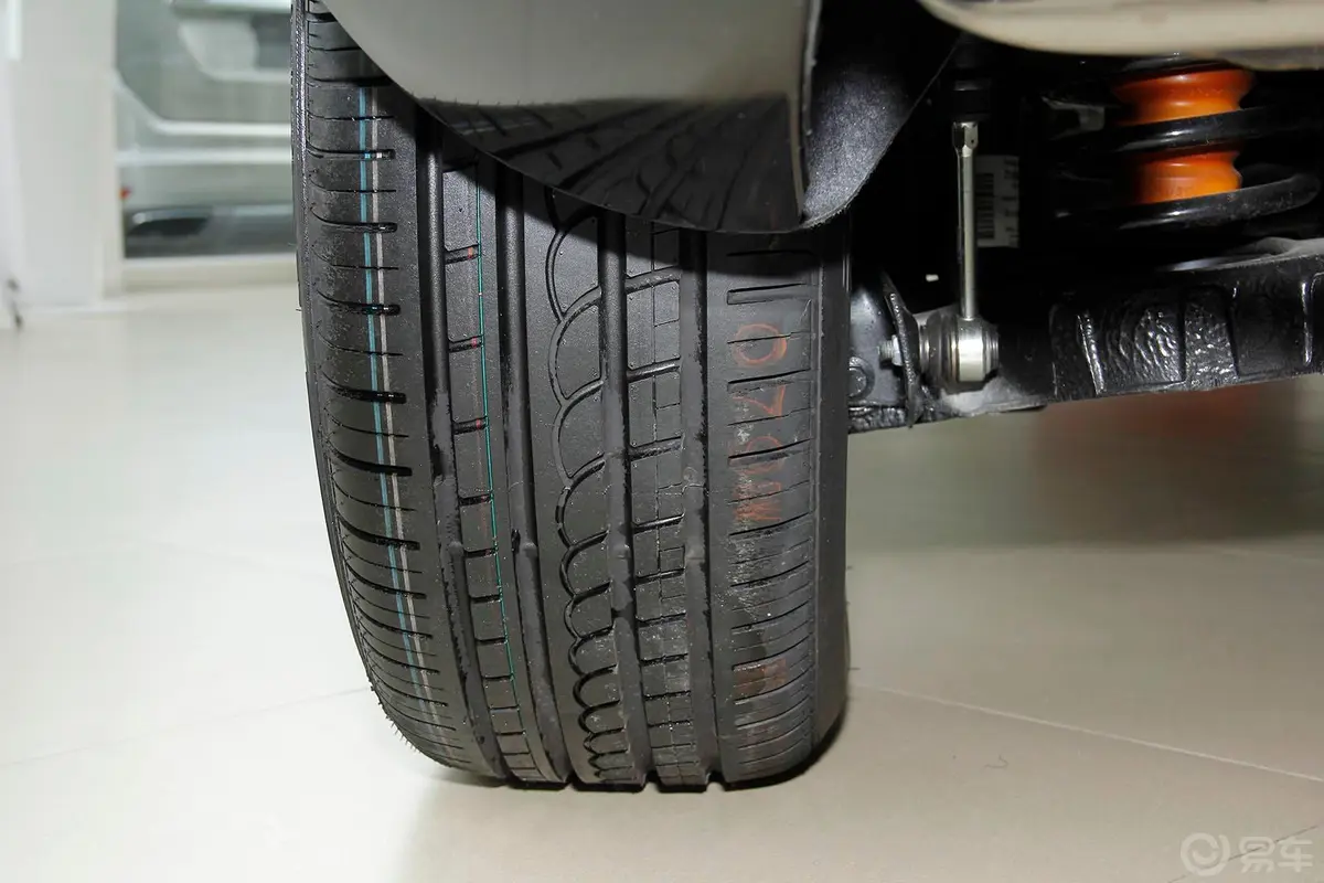 沃尔沃XC60(进口)3.0T T6 智雅版轮胎花纹