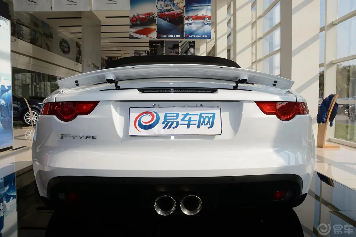 捷豹F-TYPE3.0T V6正后水平