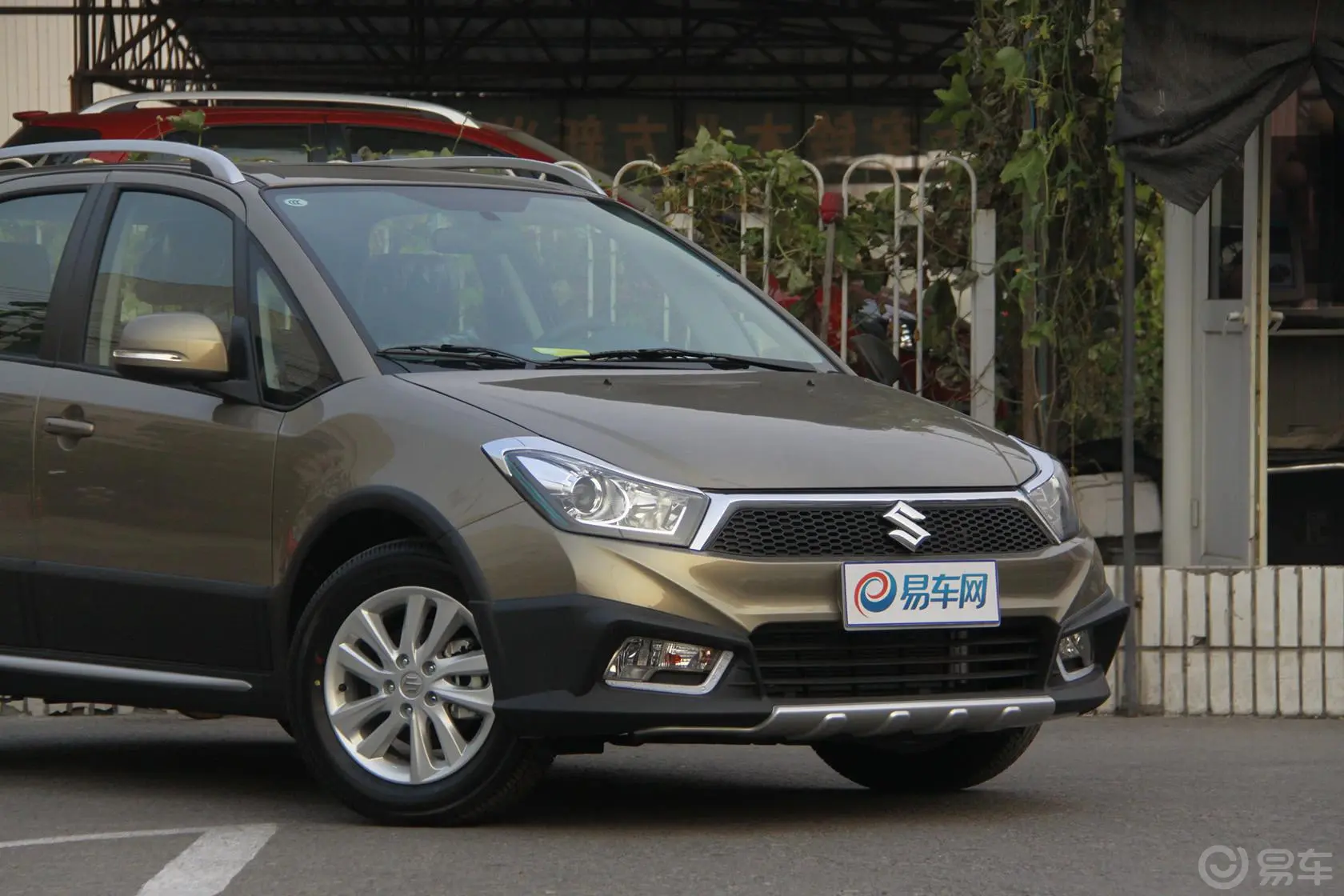 天语 SX4两厢 酷锐版 1.6L 自动20周年3G智能版车头局部