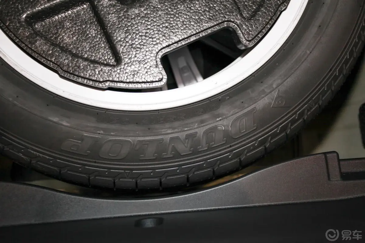 雷克萨斯ES350 尊贵型备胎品牌