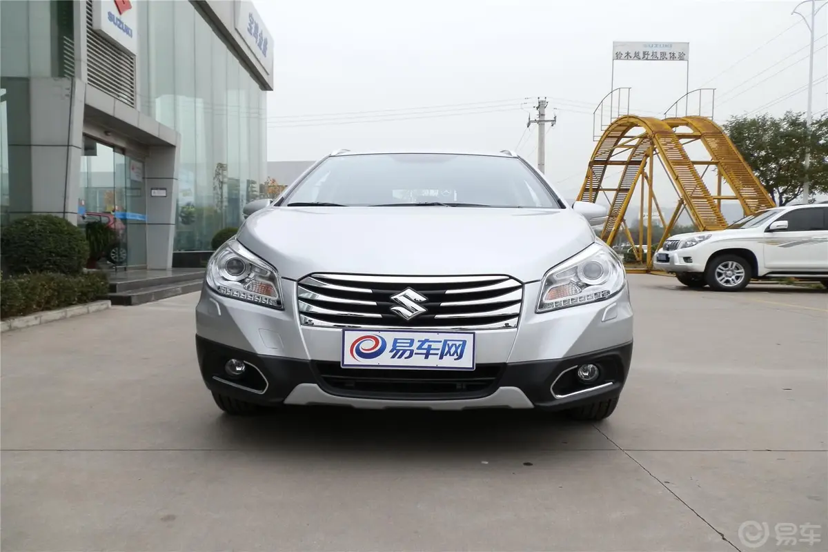 锋驭1.6L CVT 精英型正前水平