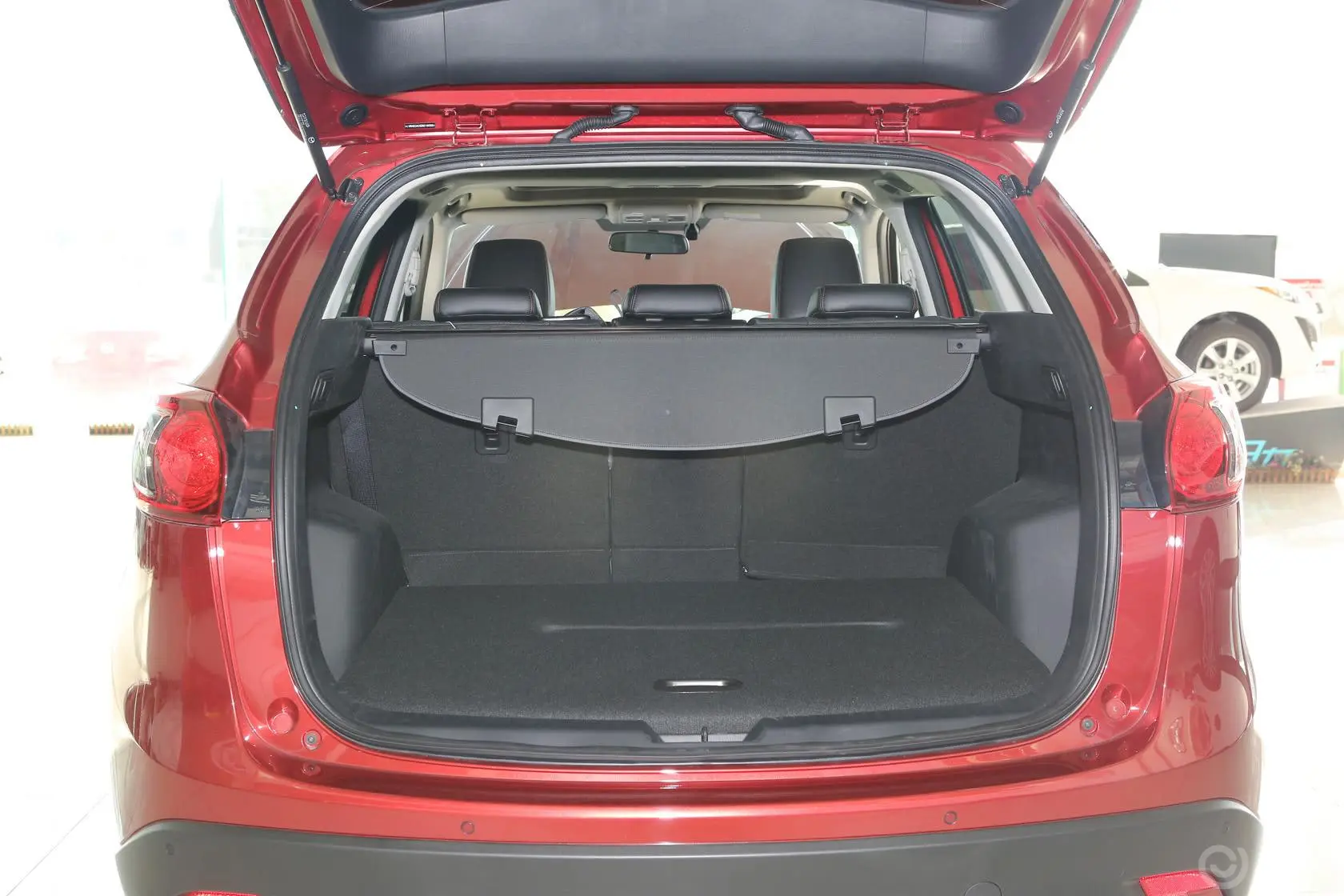 马自达CX-52.0L 自动 两驱 舒适型行李箱空间