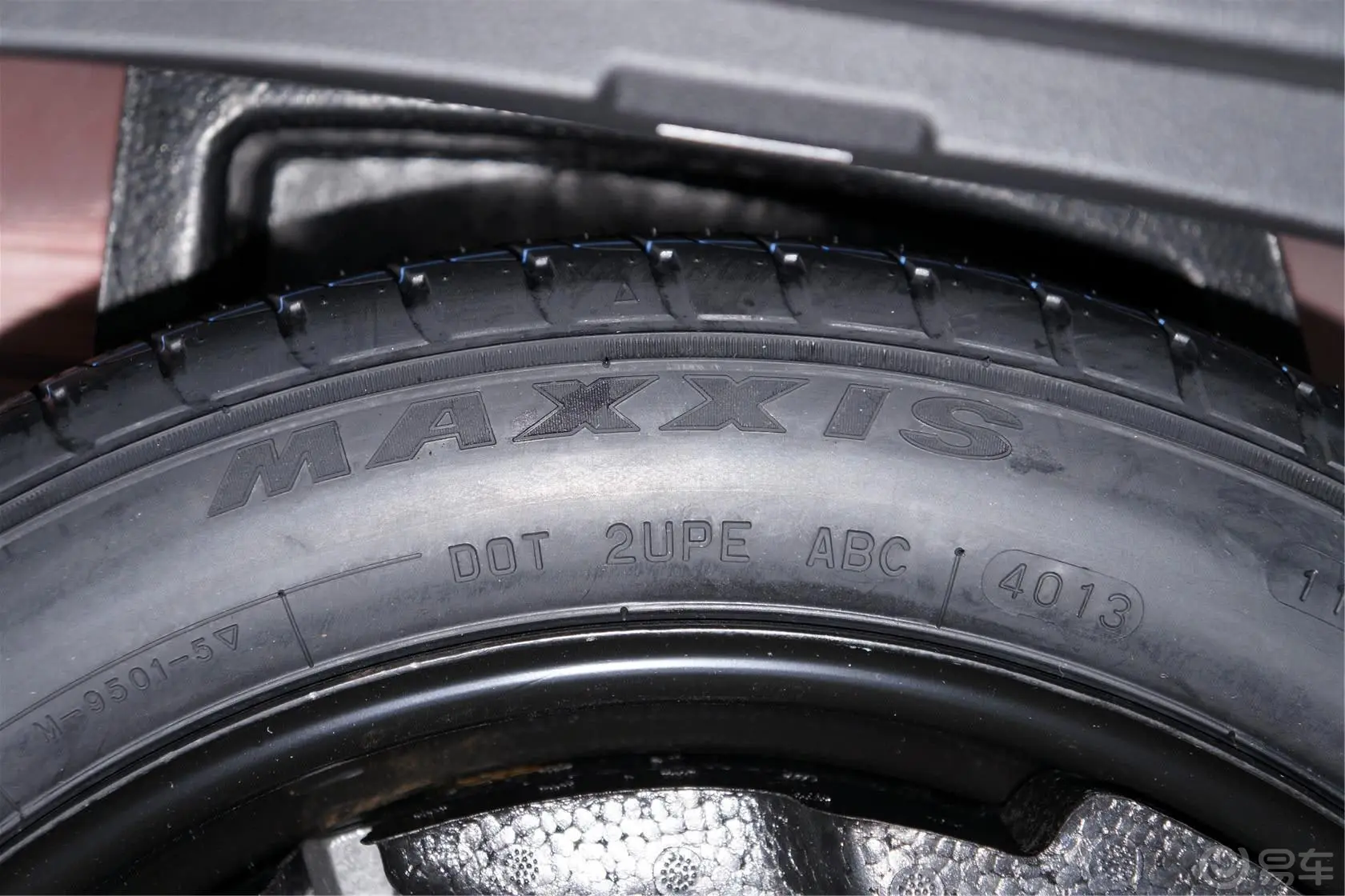 昂科拉1.4T G 手动 两驱 都市进取型备胎品牌