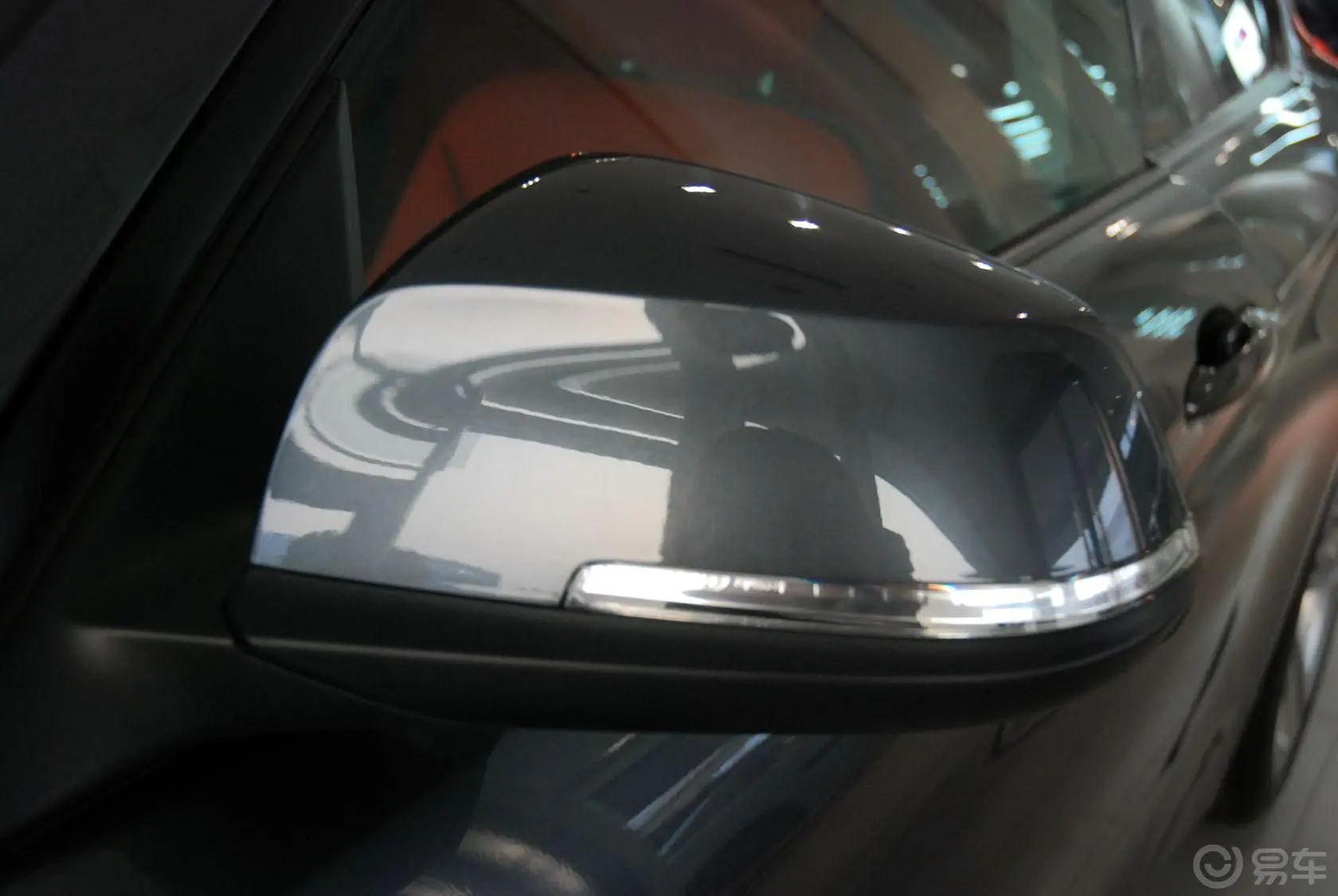 宝马4系双门轿跑车 428i 运动设计套装后视镜转向灯（前）