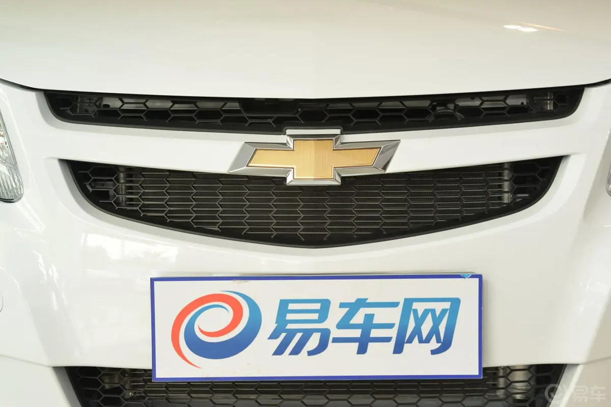 赛欧3两厢 1.4L EMT 幸福版外观