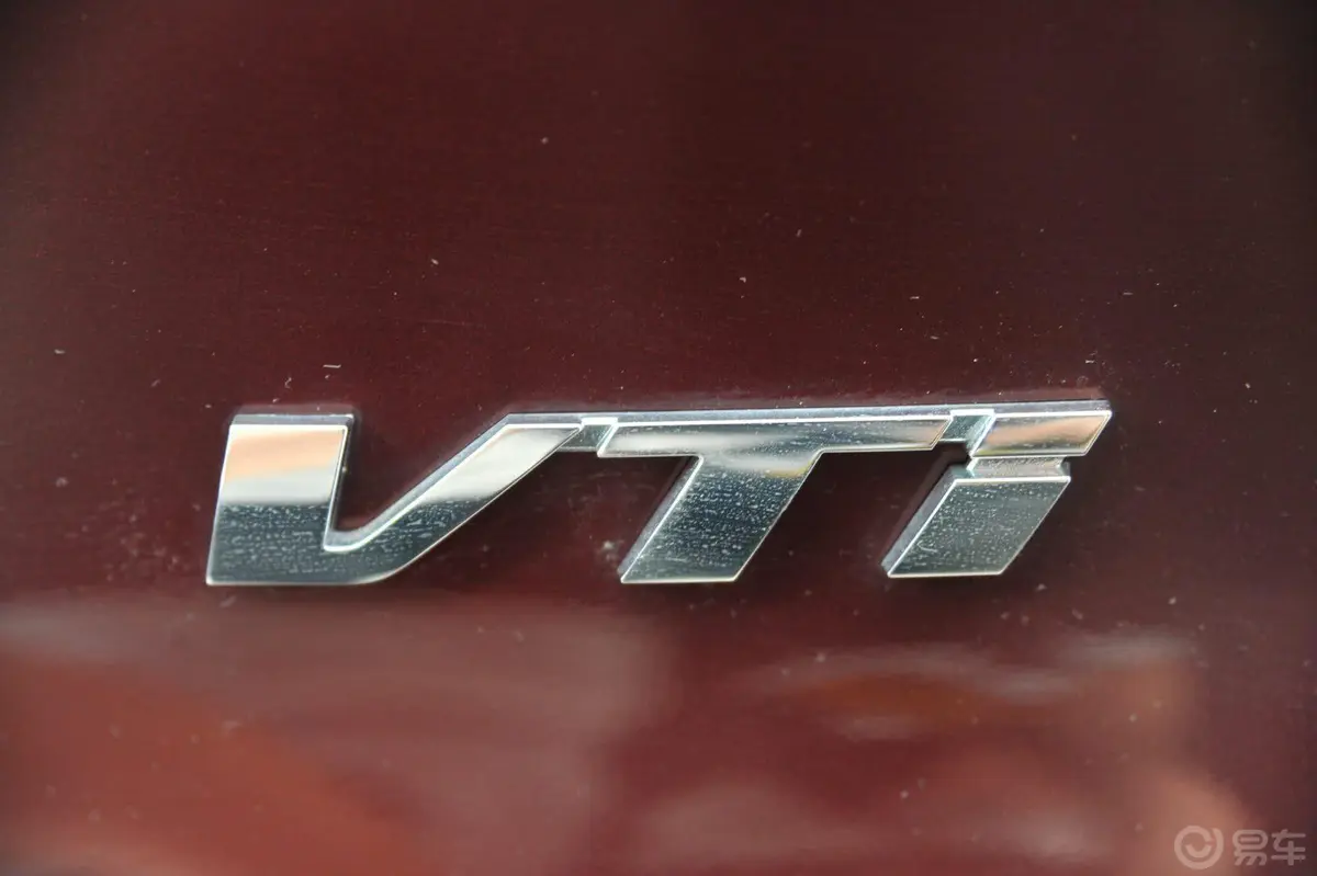 本田CR-V2.4L 四驱 豪华版外观