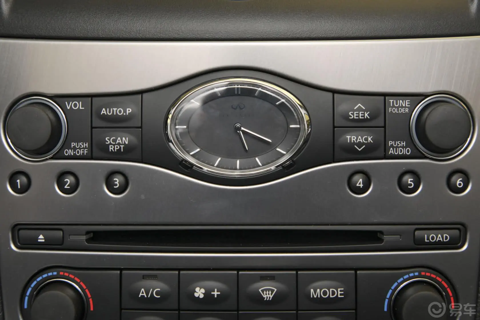 英菲尼迪G系25 Sedan 豪华运动版音响