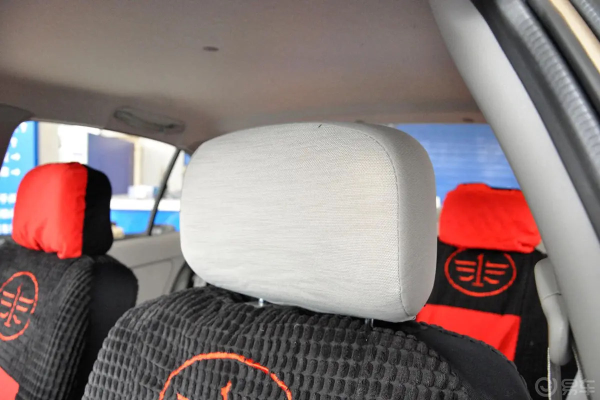 夏利N51.3L 手动 标准型驾驶员头枕