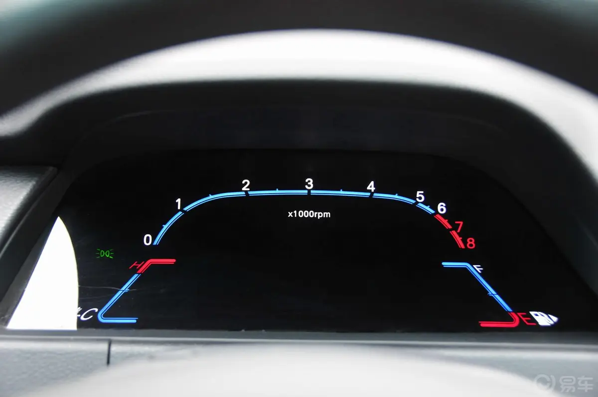 纳51.8T 自动 精致型仪表盘