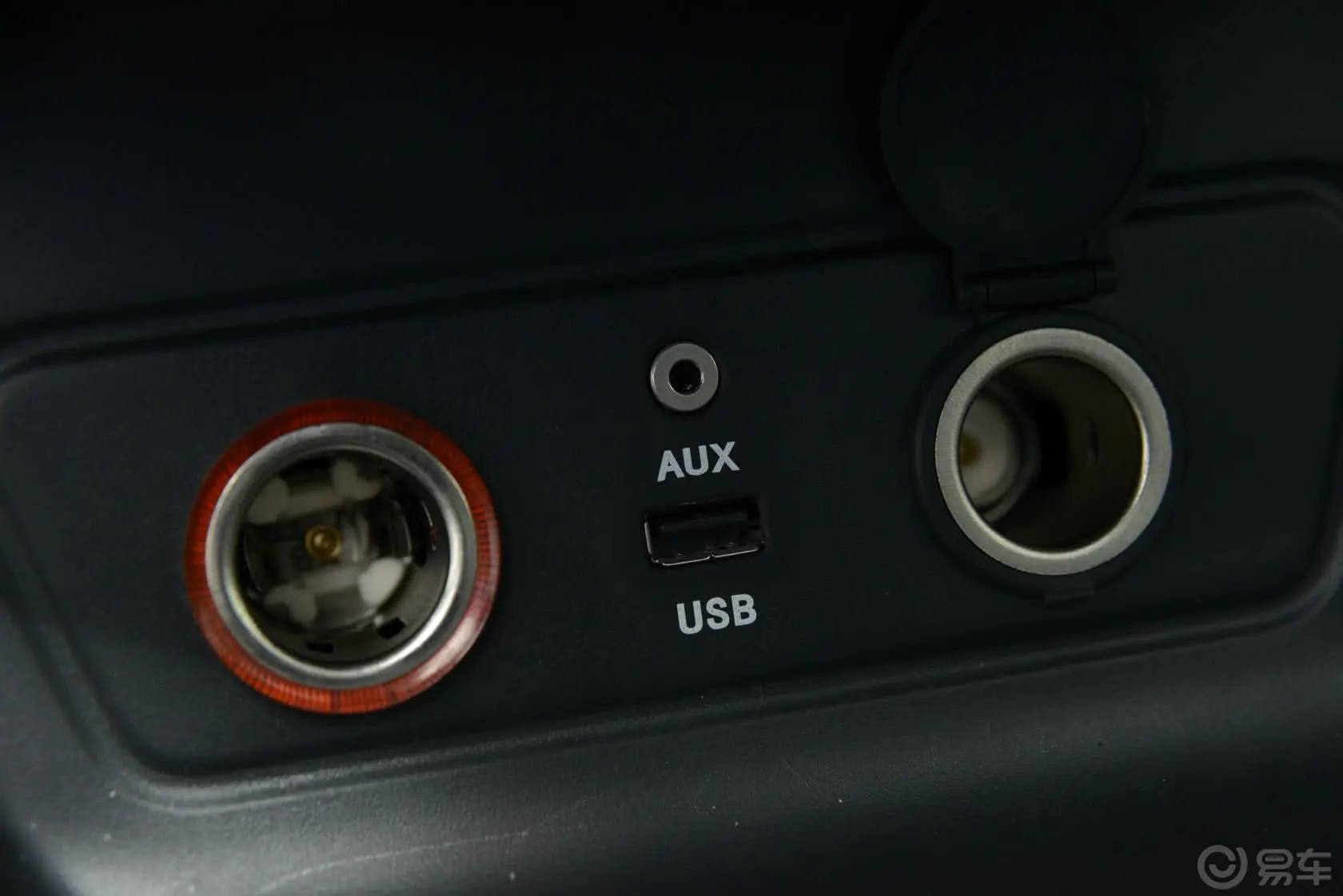 奔腾X802.0L 手动 豪华版USB接口