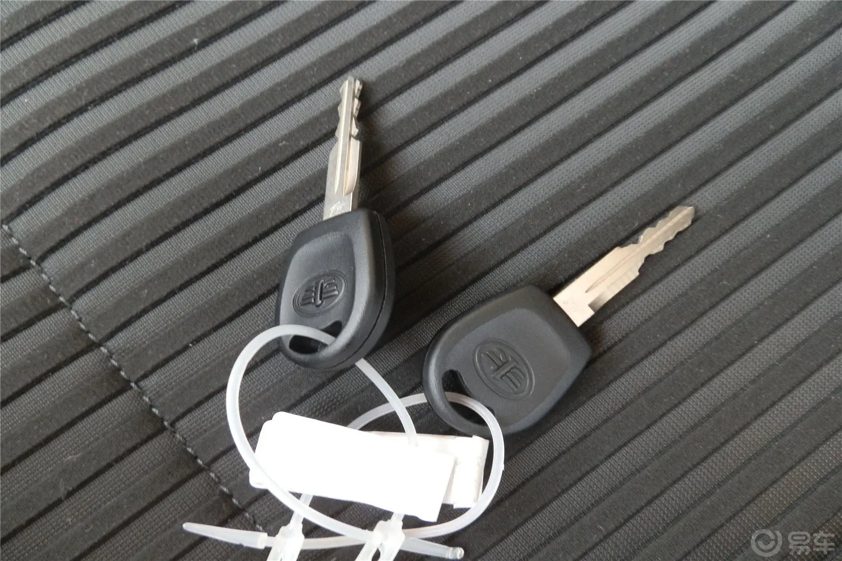 欧朗两厢 1.5L 自动 舒适型钥匙