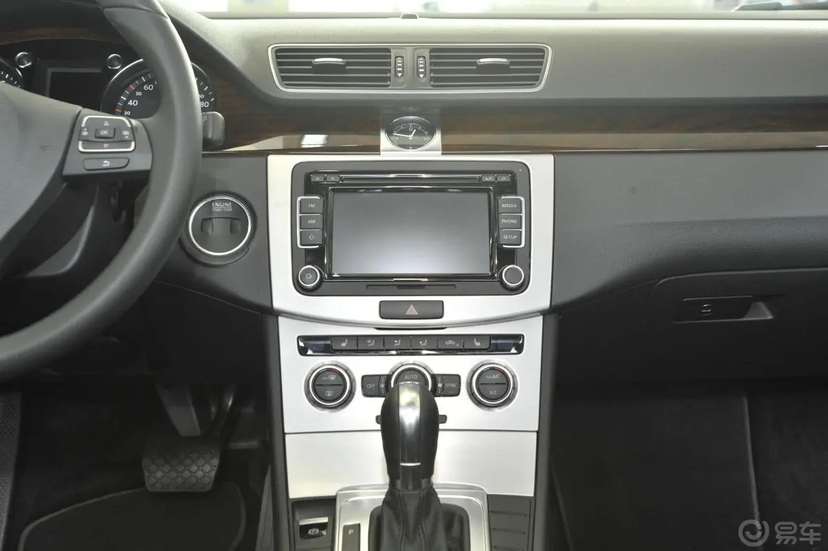 迈腾(进口)旅行版 2.0TSI 四驱舒适型中控台整体