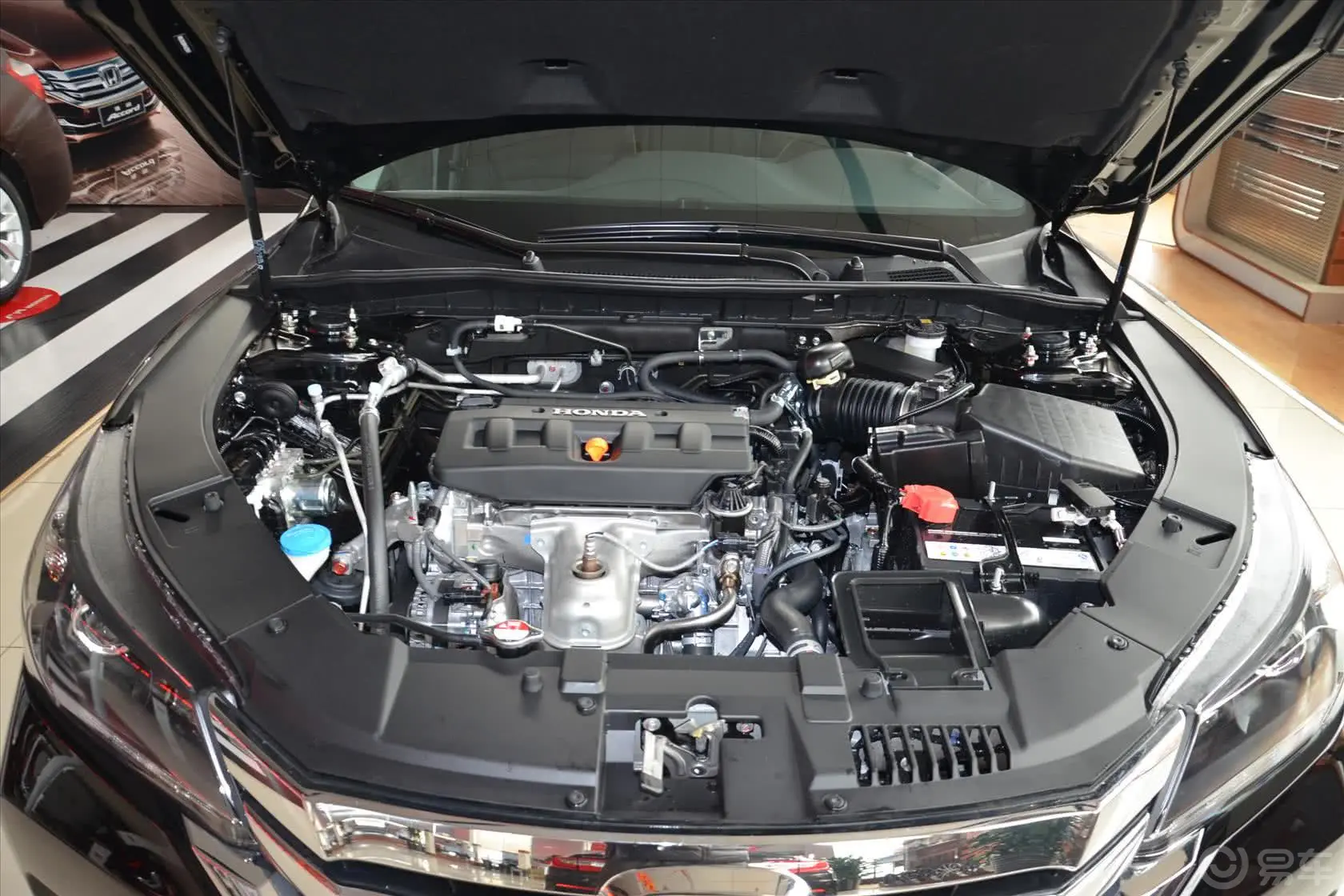 雅阁2.0L LX 舒适版发动机