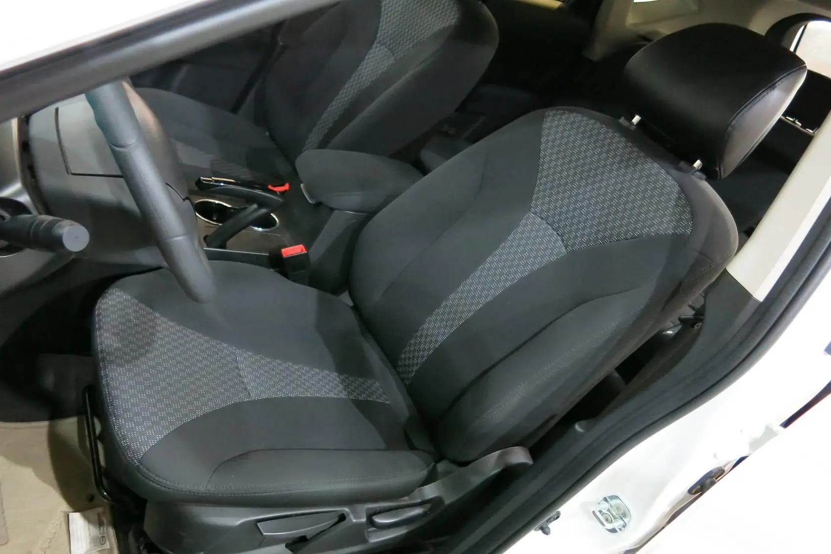 传祺GS52.0L 自动 两驱 超享版驾驶员座椅