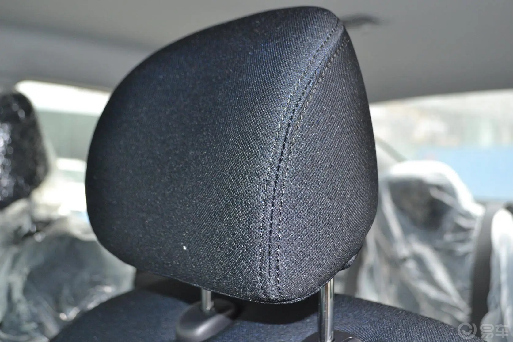 纳5荣耀导航版 1.8T 手动 精致型驾驶员头枕