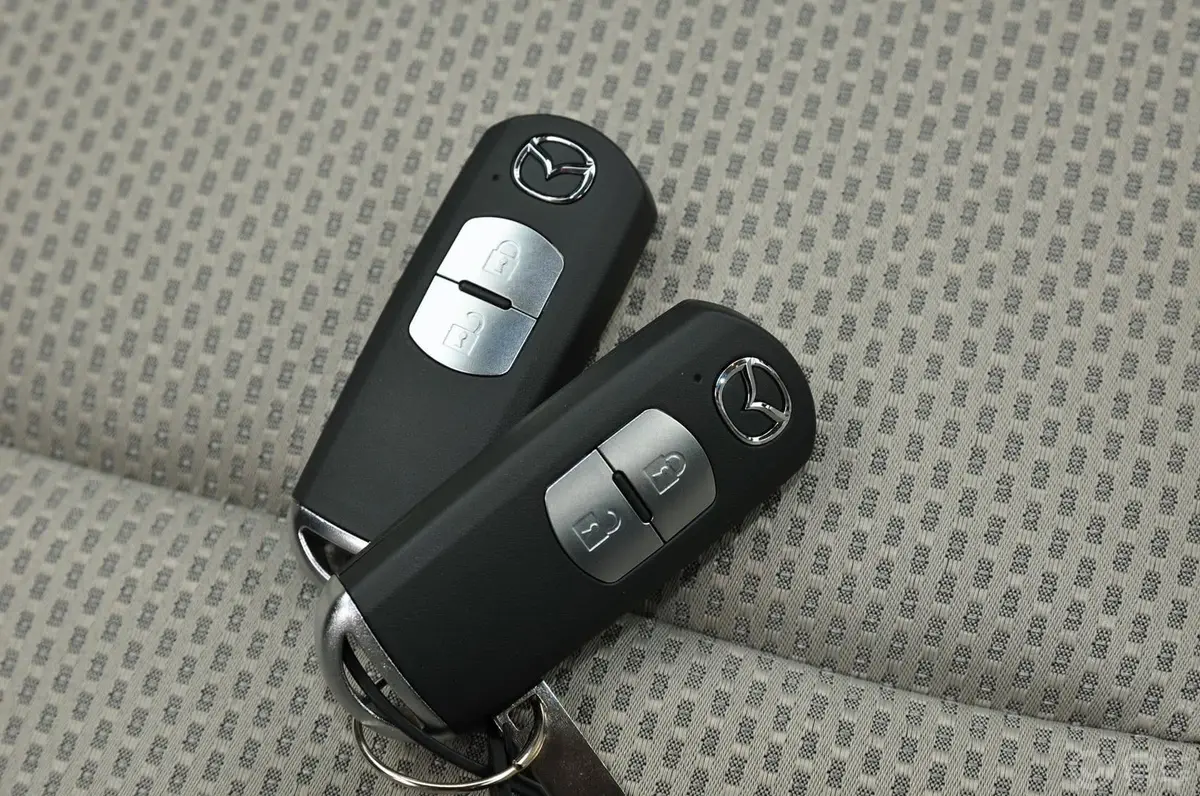 马自达CX-52.0L 手动 两驱 舒适型钥匙