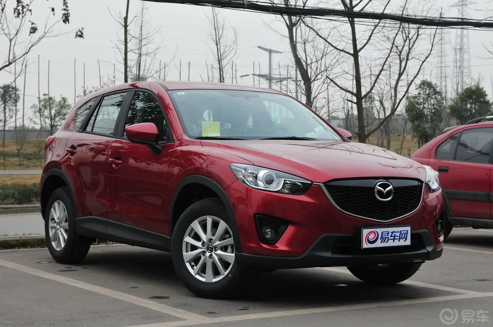 马自达CX-52.0L 手动 两驱 舒适型车头局部