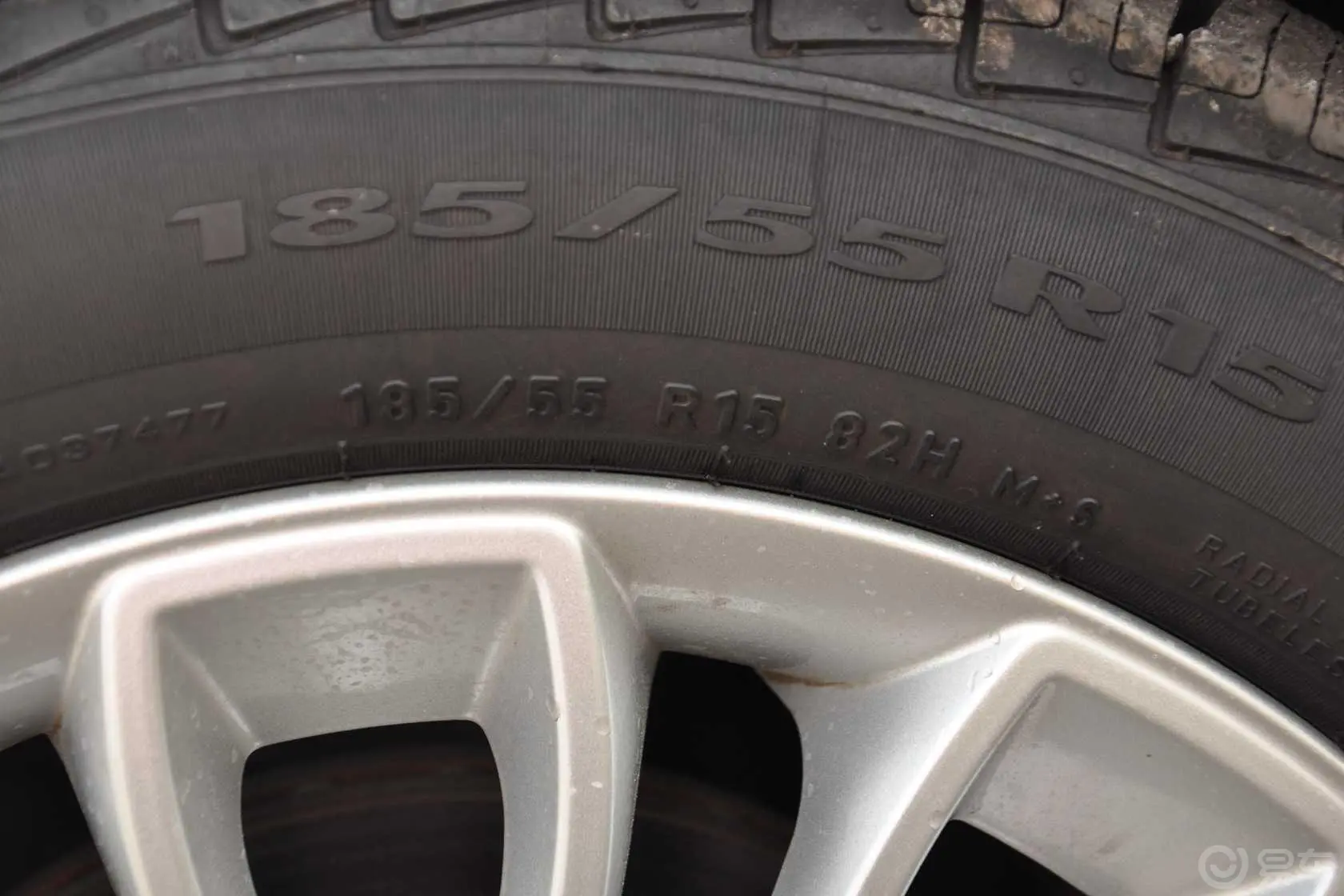 菲亚特5001.4L 自动 Louge 尊享版轮胎规格