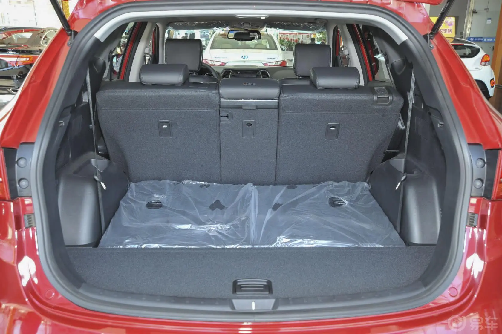 胜达(进口)3.0L 自动 四驱 豪华版行李箱空间