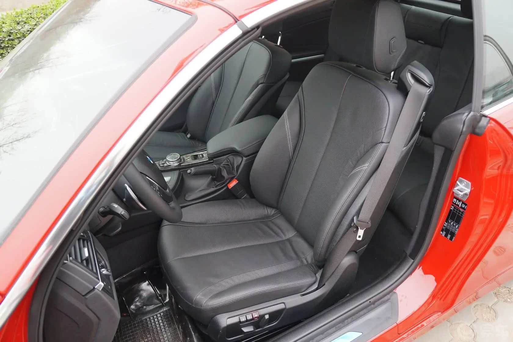宝马4系敞篷轿跑车 428i 风尚设计套装驾驶员座椅