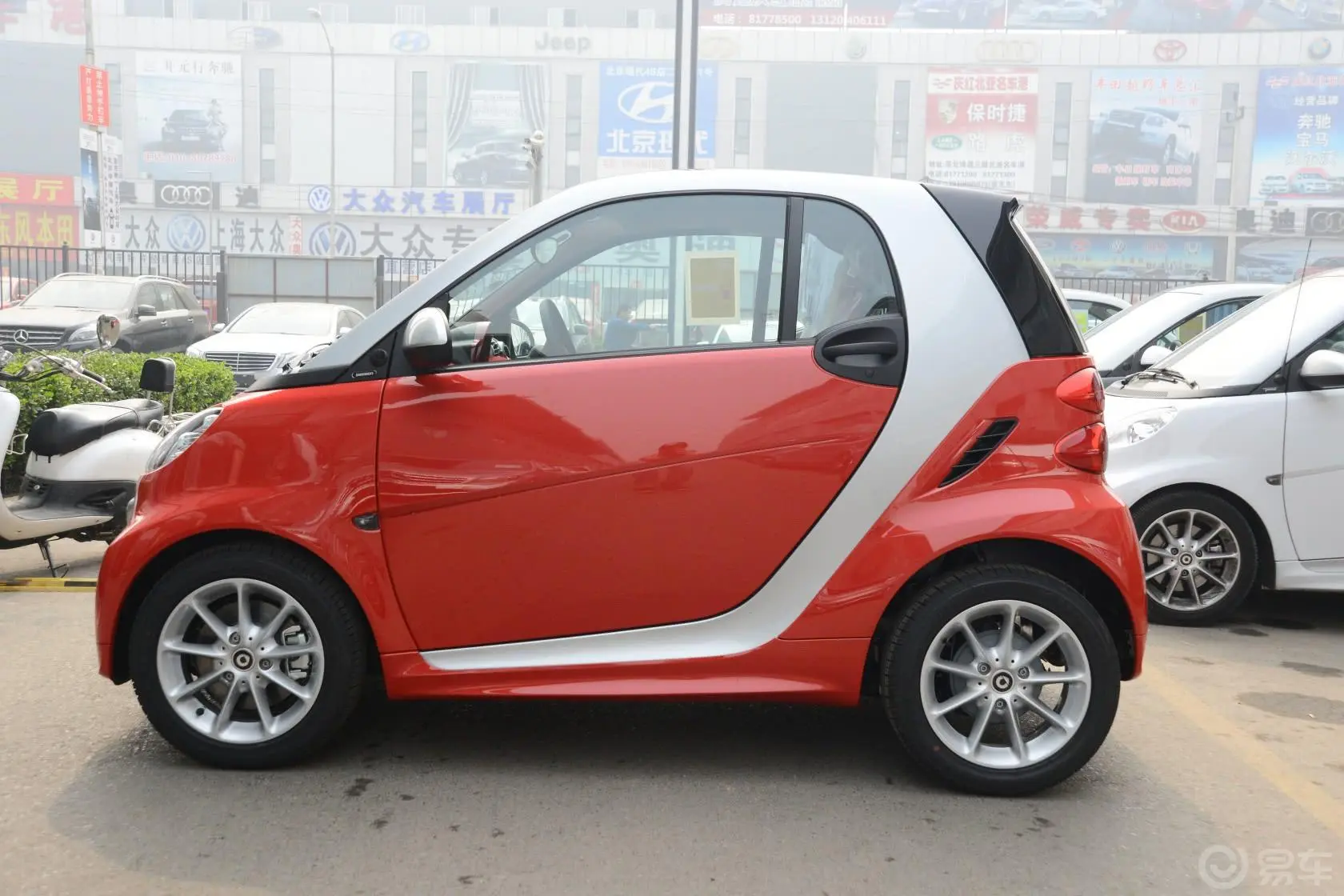 smart fortwo1.0T 硬顶激情版正侧车头向左水平