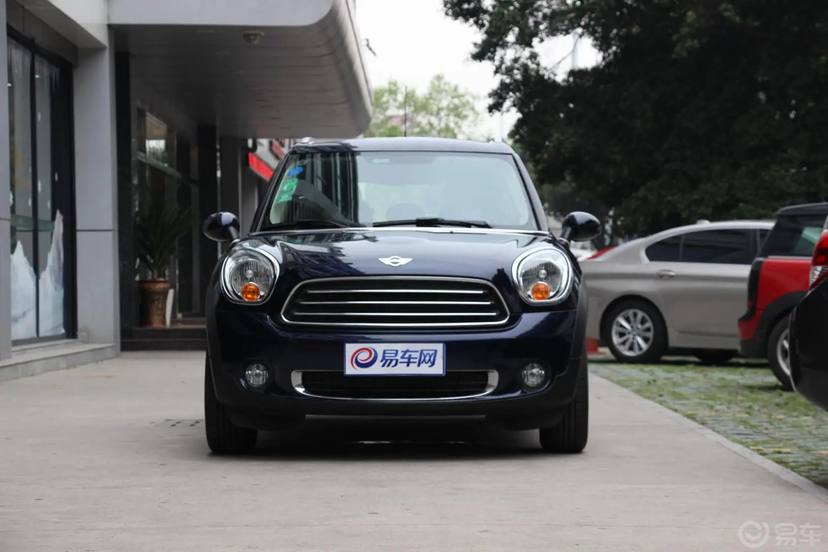 MINI COUNTRYMAN1.6L ONE正前水平