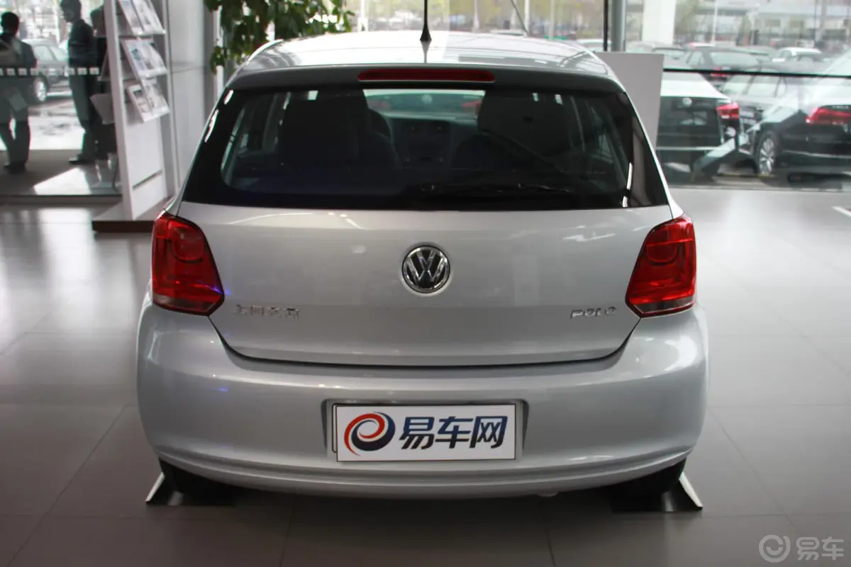 Polo1.4L 手动 风尚版正后水平